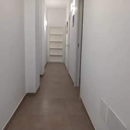 דירה Silvia's House פלרמו